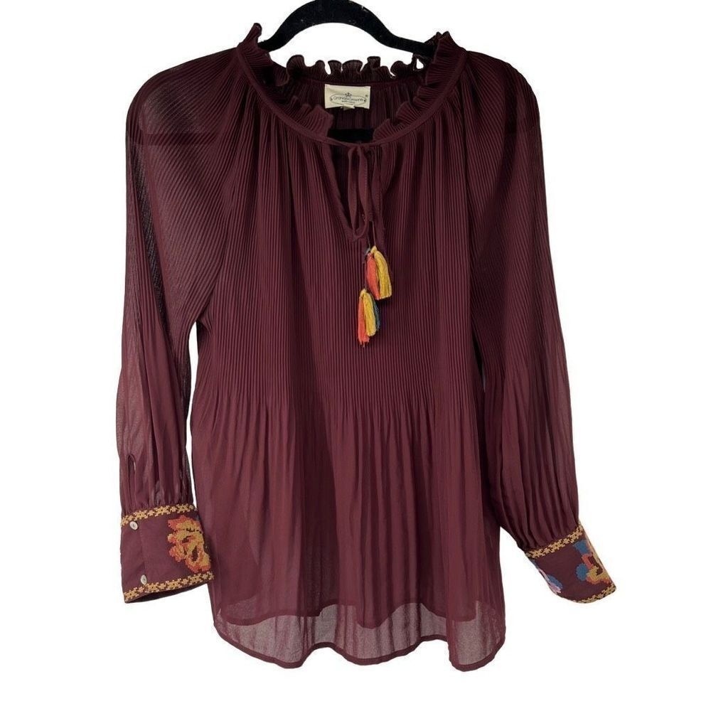 Grand & Greene Burgundy Pleated Blouse Needlepoint Floral Cuff‎ Details Womens M